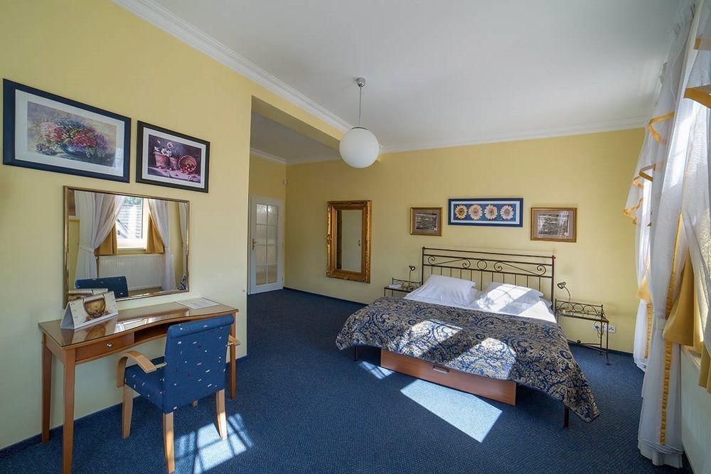 Festival Apartment Карлови Вари Екстериор снимка
