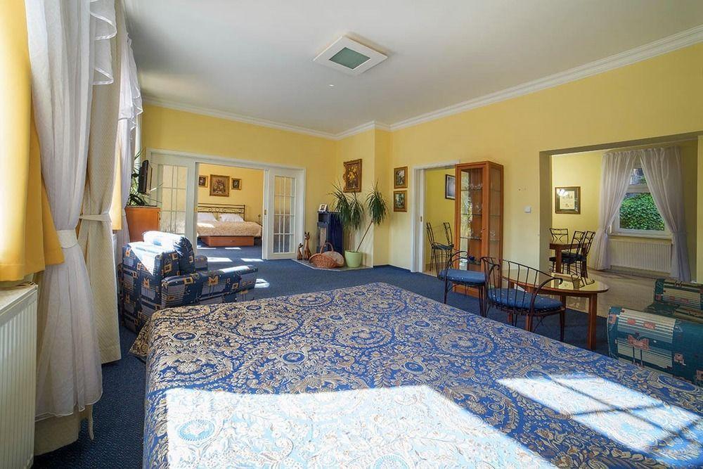 Festival Apartment Карлови Вари Екстериор снимка