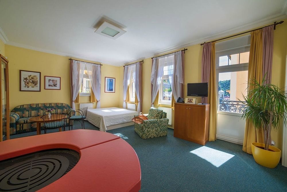 Festival Apartment Карлови Вари Екстериор снимка